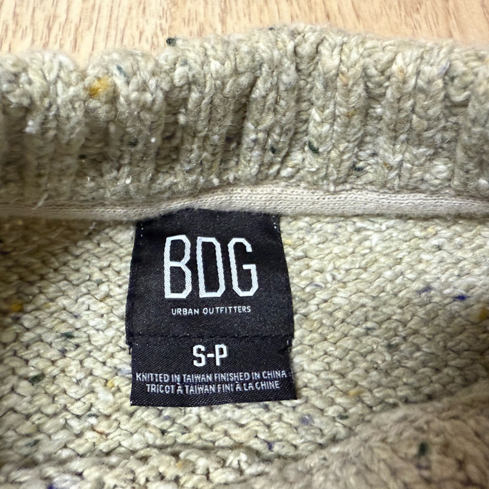 Urban Outfitters BDG Speckled Crew Neck Sweater - Picture 2 of 7